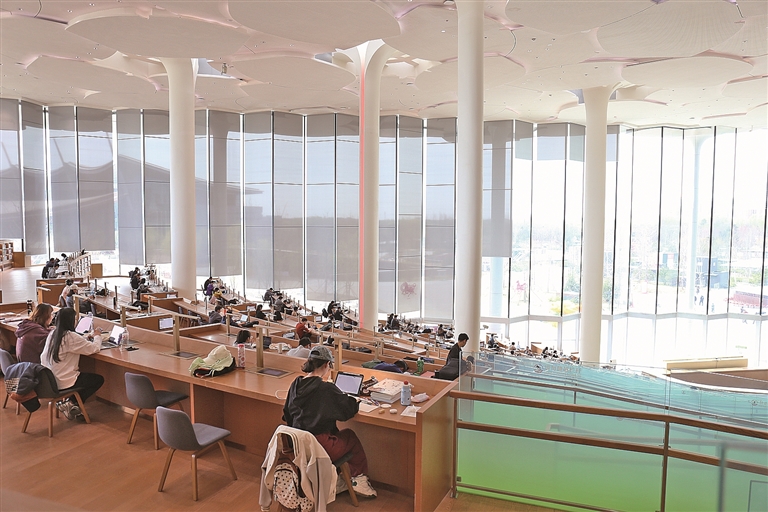 图书馆,向“更智慧”迈进